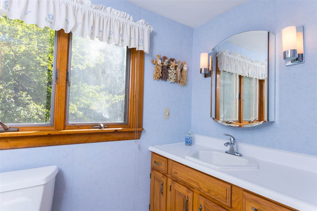 19 Hillcrest Drive Rochester, NH 03867 - Photo 26 of 37