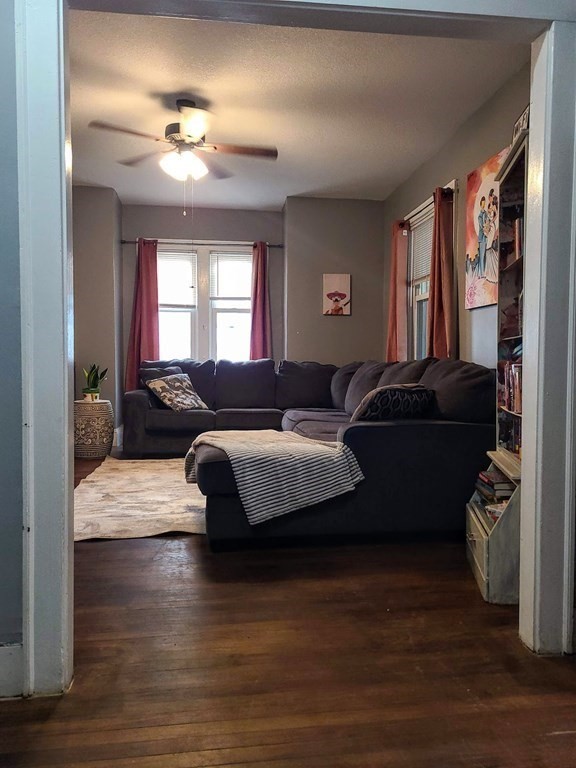 179 East Street Springfield, MA 01104 - Photo 9 of 15 Gallery Image 9