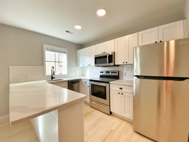 $1,895 | 7 Wall Street, Unit 1, Norwalk, CT 06850