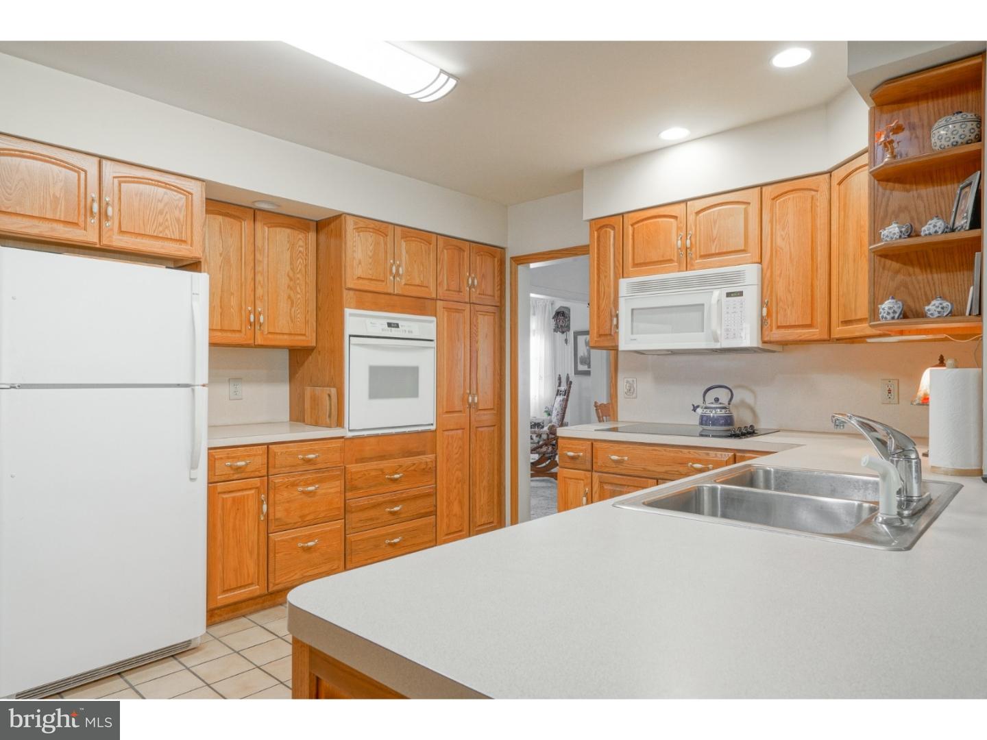 319 Villanova Road Glassboro, NJ 08028 - Photo 10 of 24 Kitchen