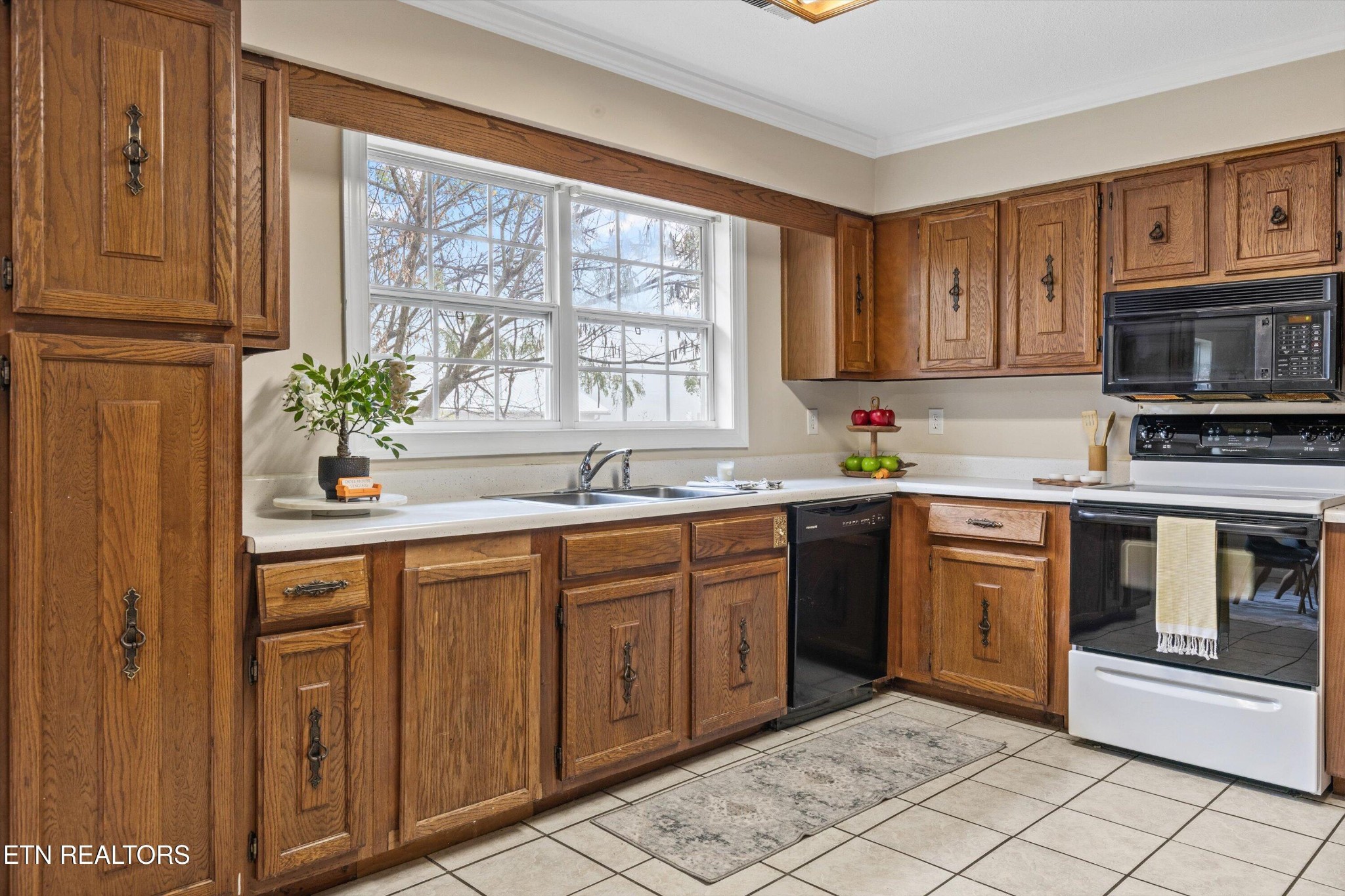 119 Norman Road Powell, TN 37849 - Photo 9 of 27 Gallery Image 9
