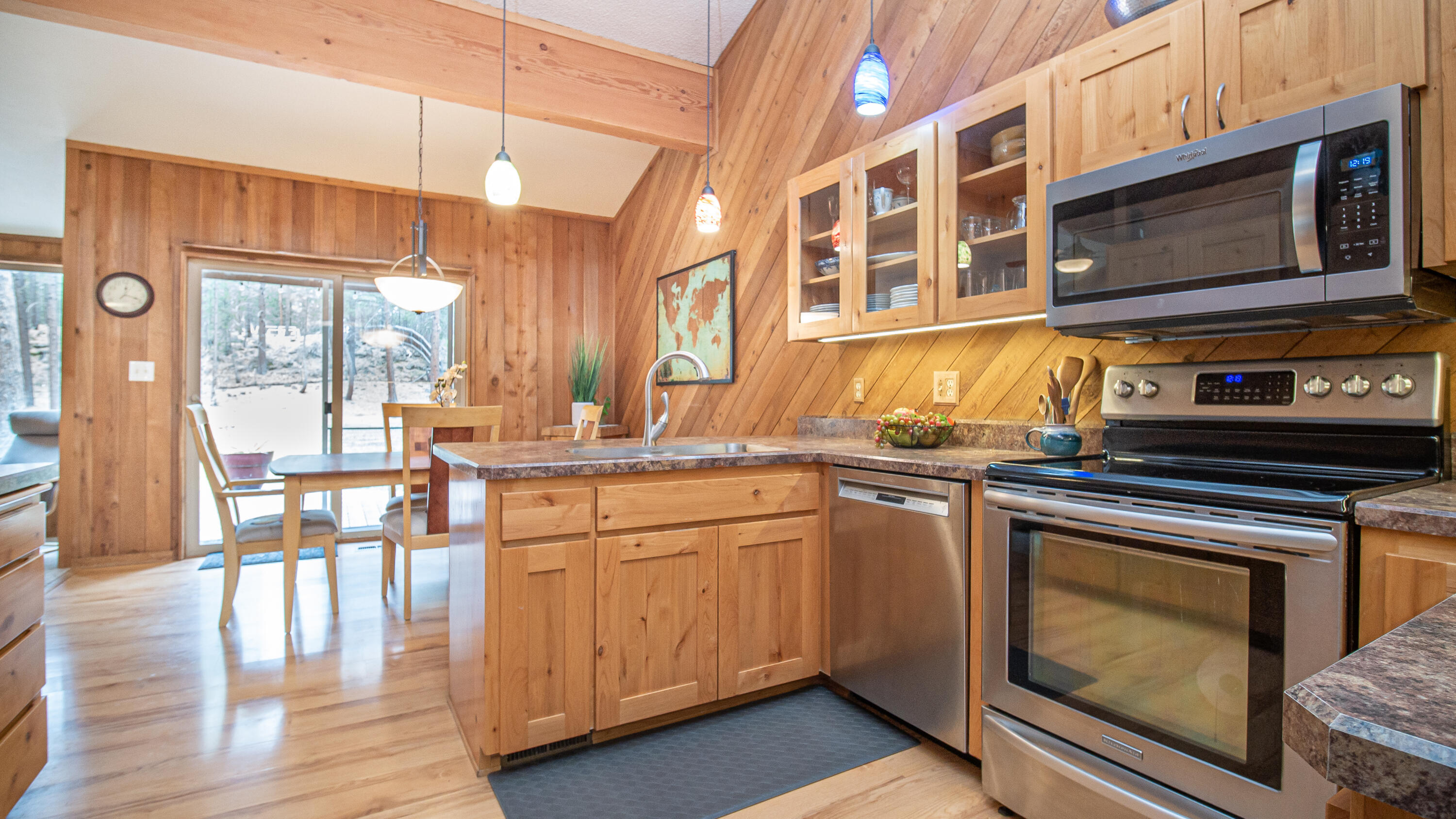 60129 Agate Road Bend, OR 97702 - Photo 14 of 41 Updated kitchen appliances all included