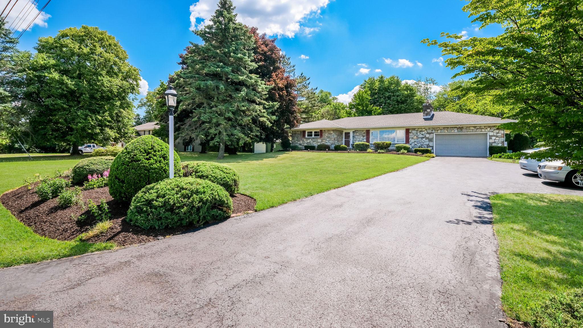 1727 Rickerts Road Perkasie, PA 18944 - Photo 3 of 47