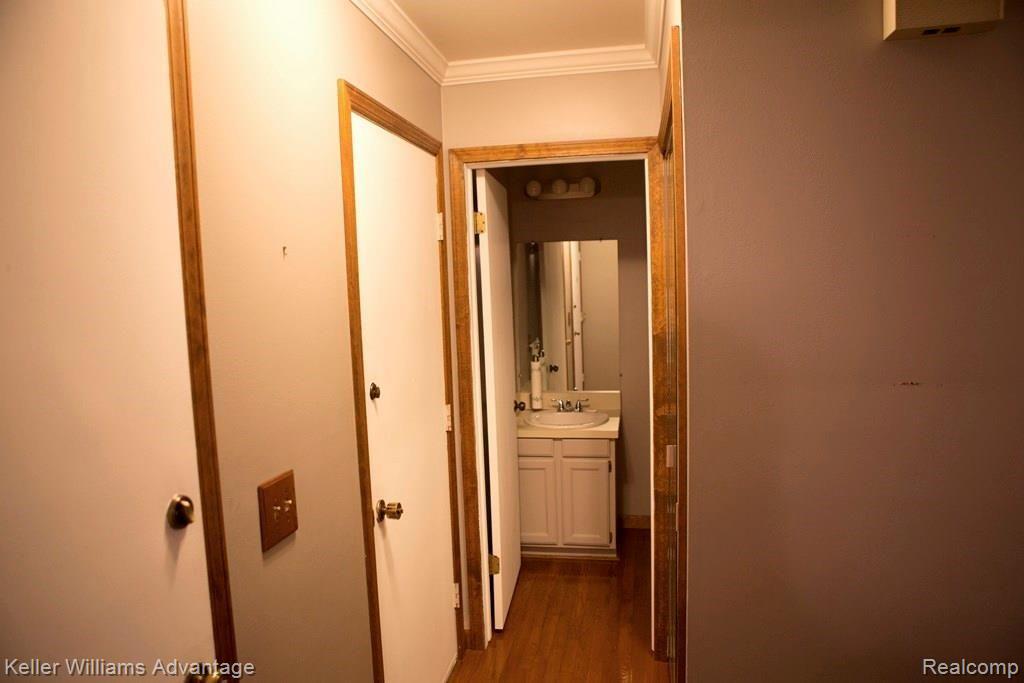1000 Willow Grove Court Rochester, MI 48307 - Photo 16 of 18
