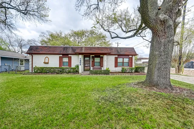 $1,900 | 1902 Sedgie Drive, Houston, TX 77080