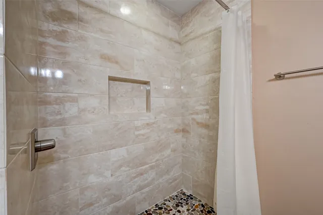 $1,900 | 1902 Sedgie Drive, Houston, TX 77080