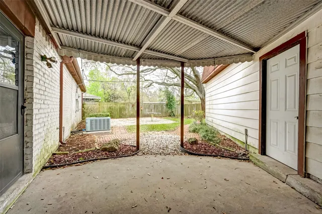 $1,900 | 1902 Sedgie Drive, Houston, TX 77080
