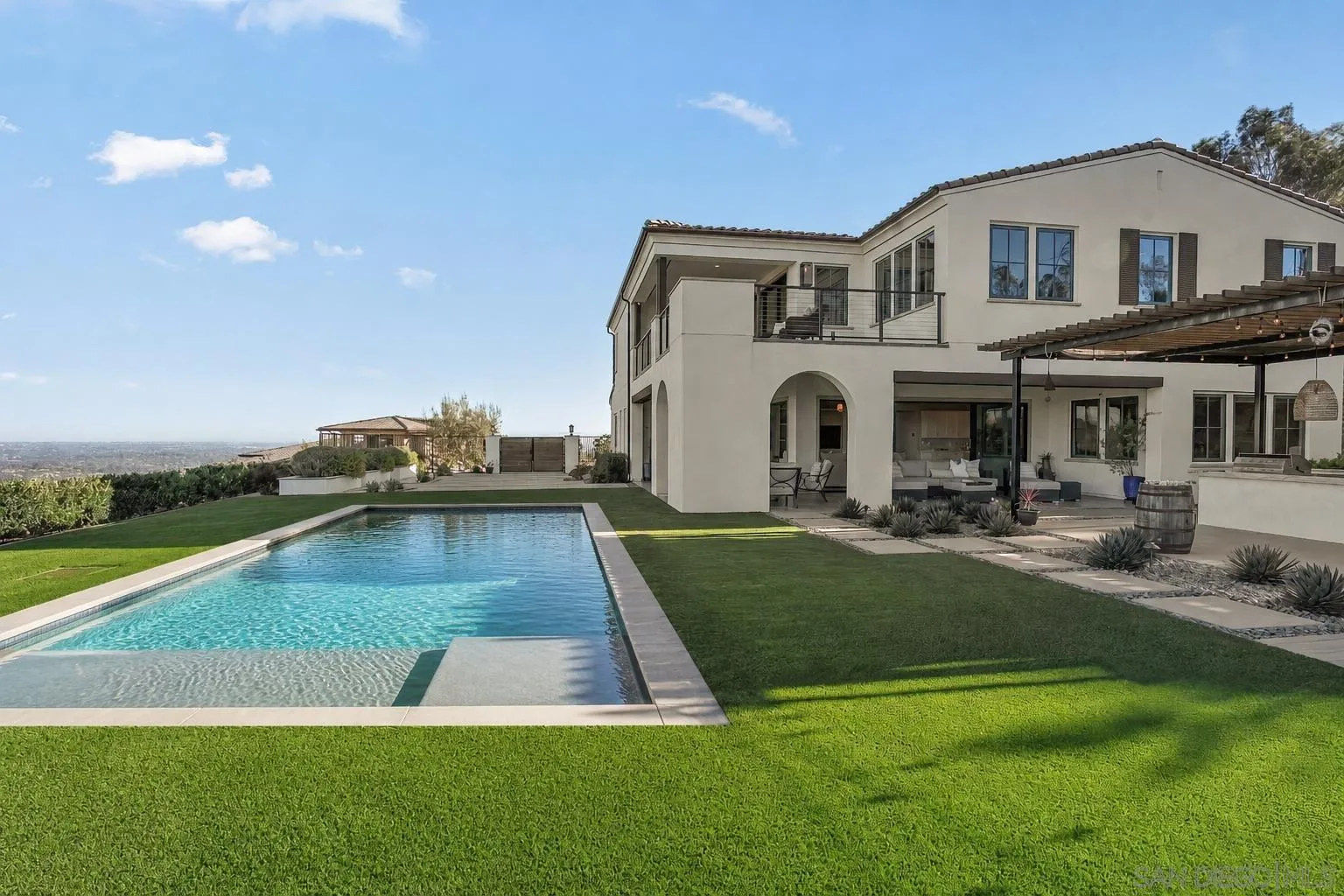 3947 Rancho Summit Drive Encinitas, CA 92024 - Photo 6 of 50 Rendering of pool