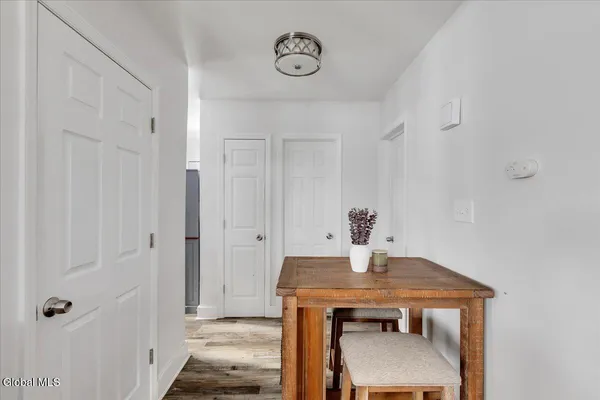 $240,000 | 2025 Greenpoint Avenue, Rotterdam, NY 12303