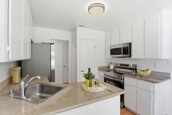 $595,000 | 2567 Easton Lane, Unit 27, San Jose, CA 95133