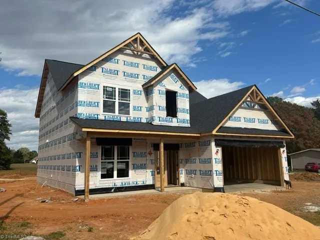 $599,900 | 8580 Benbow-Merrill Road, Oak Ridge, NC 27310