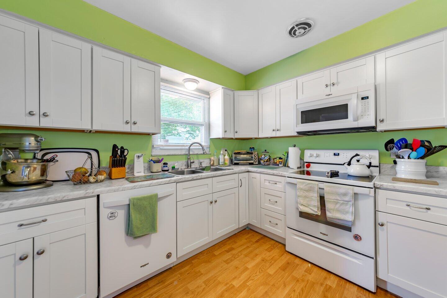 4488 Wanda Lane Road Columbus, OH 43224 - Photo 10 of 30 010-4488WandaLaneRoad-Columbus-OH-43224-