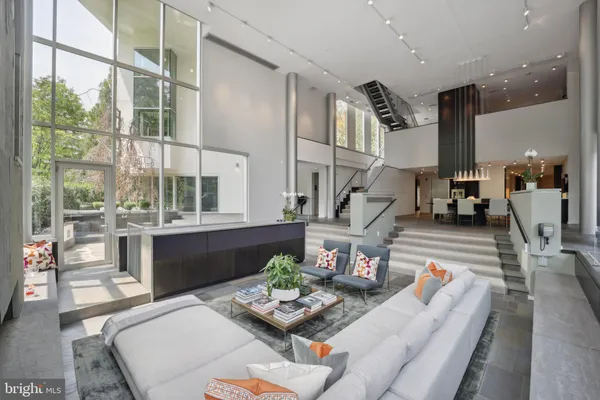 $13,500,000 | 2815 Woodland Drive Northwest, Washington, DC 20008