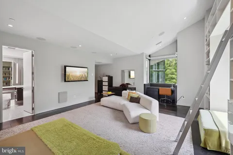 $13,500,000 | 2815 Woodland Drive Northwest, Washington, DC 20008