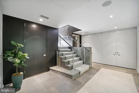 $13,500,000 | 2815 Woodland Drive Northwest, Washington, DC 20008