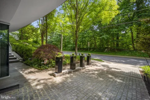 $13,500,000 | 2815 Woodland Drive Northwest, Washington, DC 20008