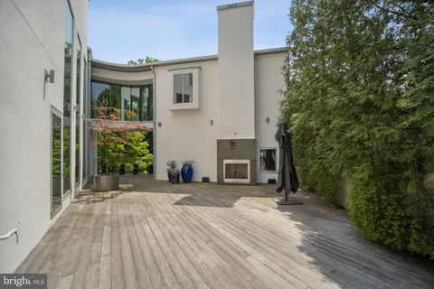 $13,500,000 | 2815 Woodland Drive Northwest, Washington, DC 20008