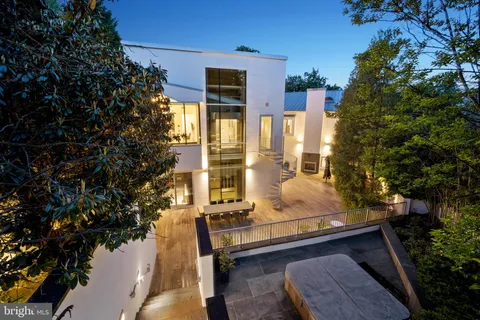$13,500,000 | 2815 Woodland Drive Northwest, Washington, DC 20008