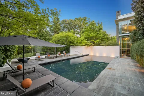 $13,500,000 | 2815 Woodland Drive Northwest, Washington, DC 20008