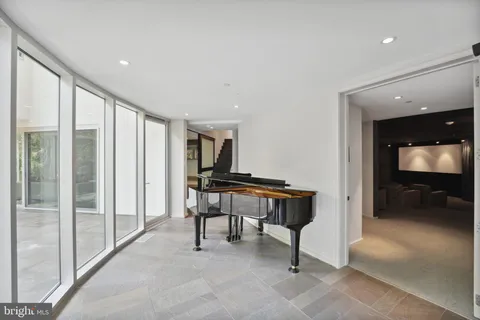 $13,500,000 | 2815 Woodland Drive Northwest, Washington, DC 20008