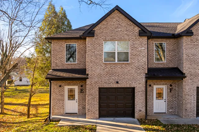 $259,000 | 311 South Walnut Street, Unit E, Mount Pleasant, TN 38474