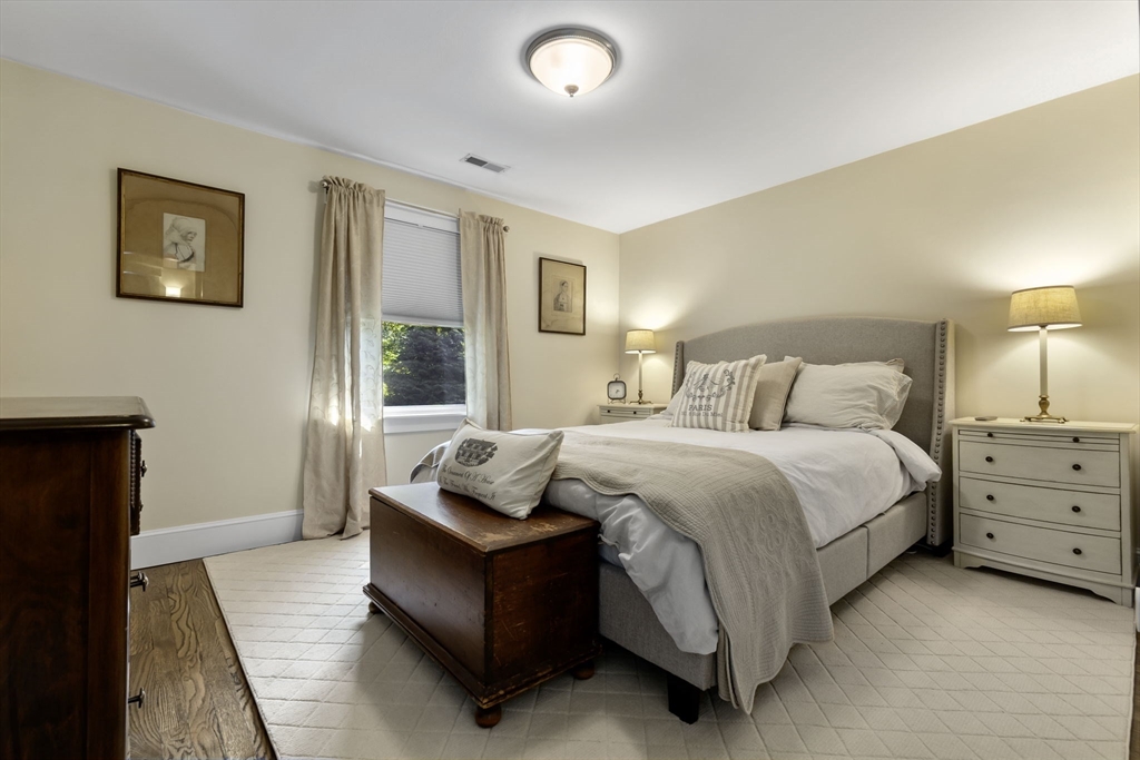 40 Orchard Road Hamilton, MA 01982 - Photo 27 of 42 Gallery Image 27