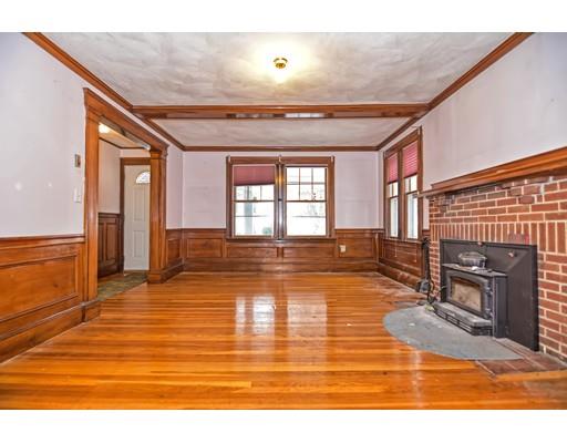 4 Summit Road Medford, MA 02155 - Photo 6 of 41 Gallery Image 6