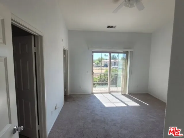 $575,000 | 1448 Patricia Avenue, Unit 204, Simi Valley, CA 93065