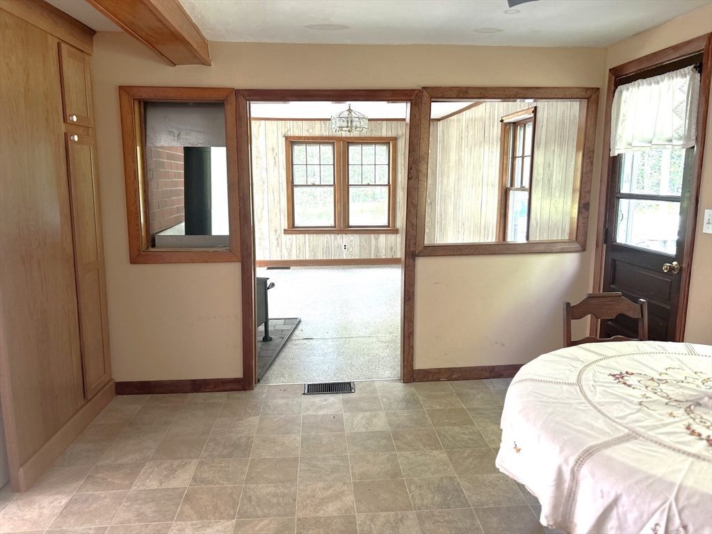 61 Carruth Road Templeton, MA 01468 - Photo 12 of 31