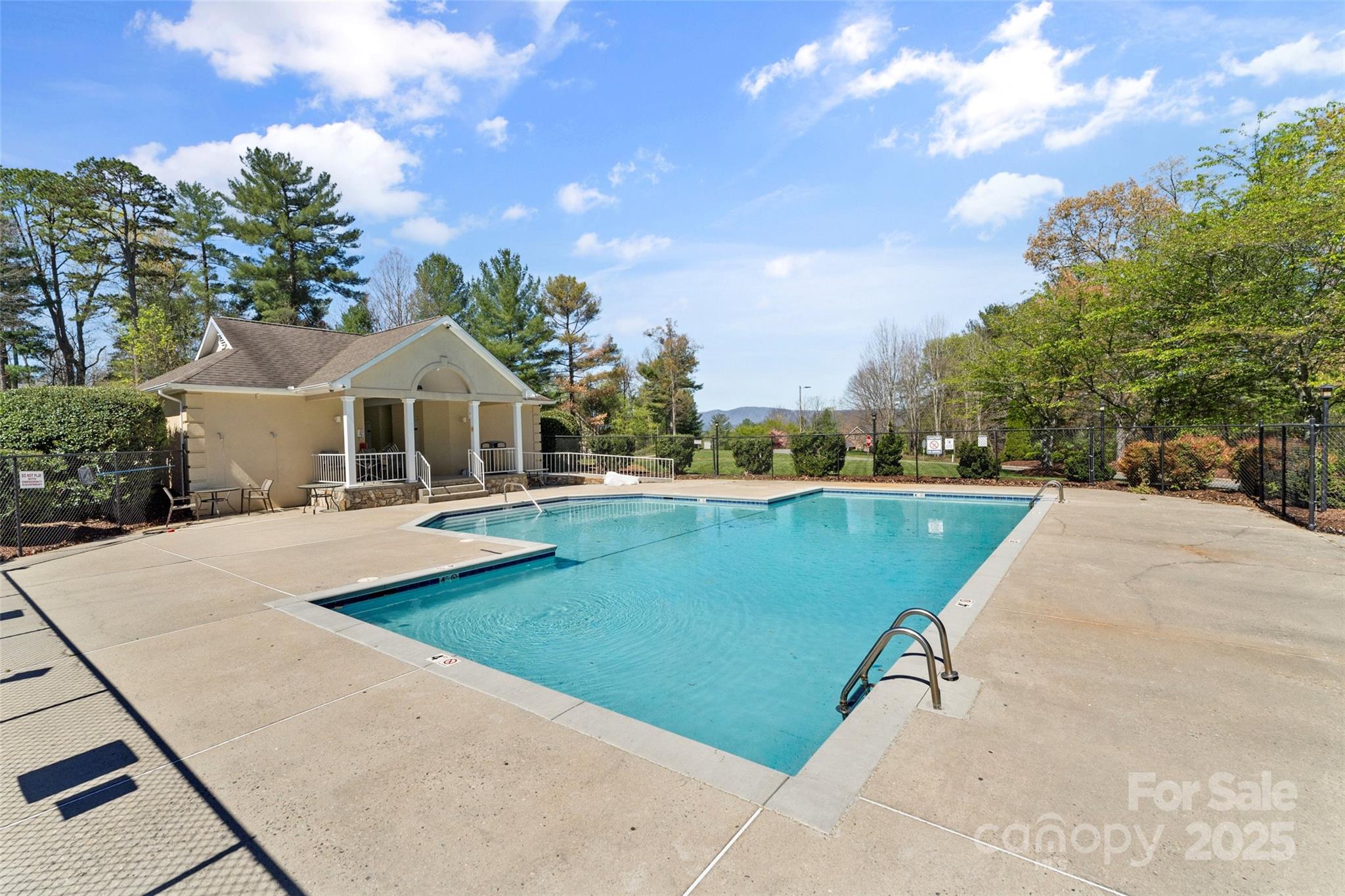 1600 Lillians Point Court, Unit 33 Morganton, NC 28655 - Photo 16 of 17