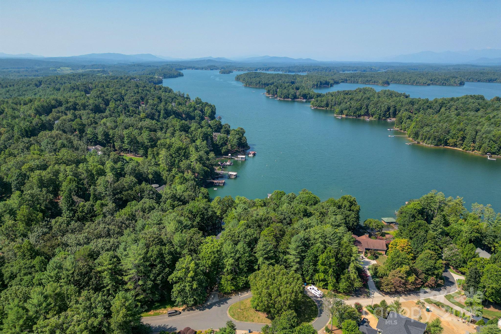 1600 Lillians Point Court, Unit 33 Morganton, NC 28655 - Photo 3 of 17