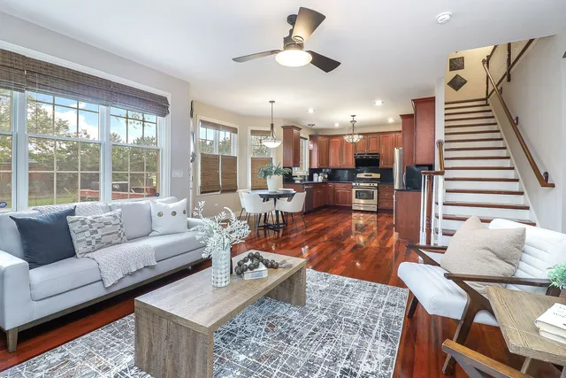 $629,900 | 1208 Connamara Court, Westmont, IL 60559