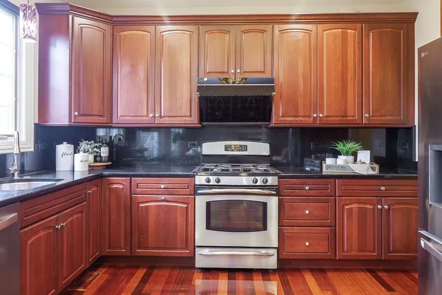 $629,900 | 1208 Connamara Court, Westmont, IL 60559