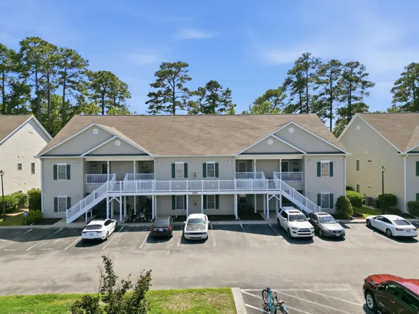 $190,000 | 150 Lazy Willow Lane, Unit 204, Myrtle Beach, SC 29588