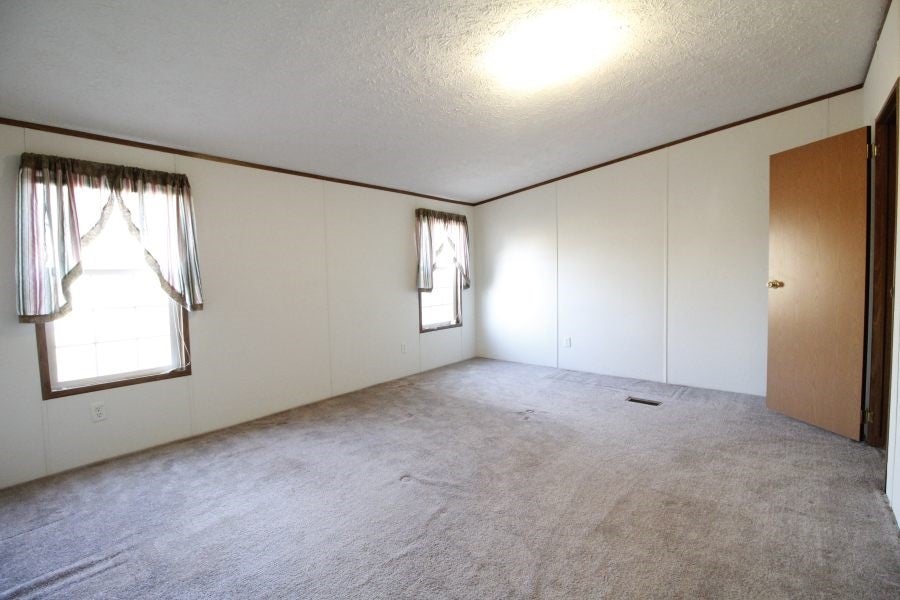 229 Poplar Grove Road Summer Shade, KY 42166 - Photo 8 of 21 Gallery Image 8