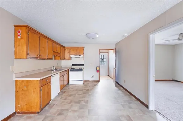 $1,500 | 124 Evergreen Trail Southeast, Unit A, Cartersville, GA 30121
