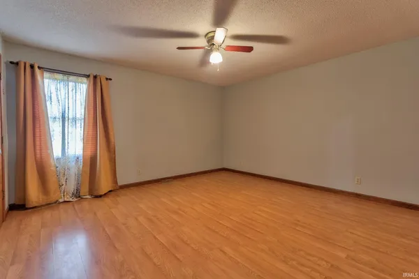$244,900 | 1210 Char-Lee Drive, Evansville, IN 47712