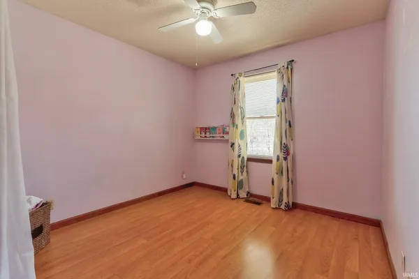 $244,900 | 1210 Char-Lee Drive, Evansville, IN 47712