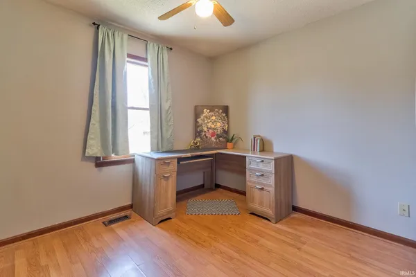 $244,900 | 1210 Char-Lee Drive, Evansville, IN 47712