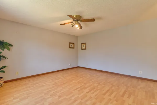 $244,900 | 1210 Char-Lee Drive, Evansville, IN 47712