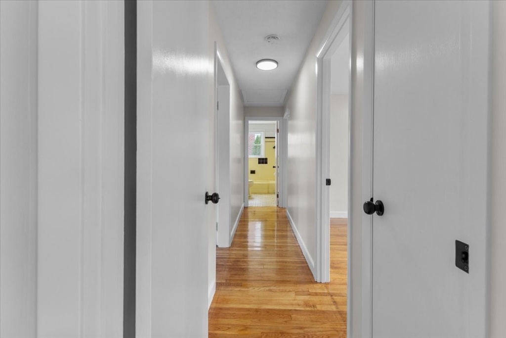 187 Vincent Road Dedham, MA 02026 - Photo 13 of 38 Gallery Image 13
