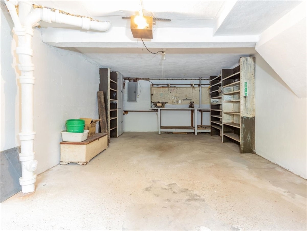 187 Vincent Road Dedham, MA 02026 - Photo 23 of 38 Gallery Image 23