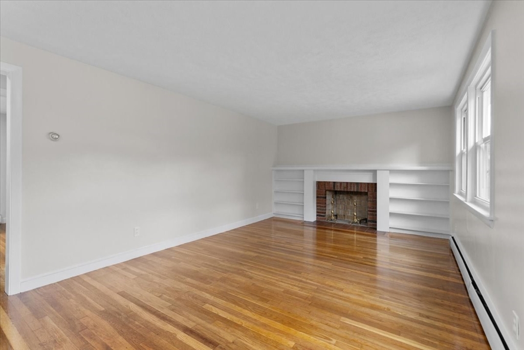 187 Vincent Road Dedham, MA 02026 - Photo 5 of 38 Gallery Image 5