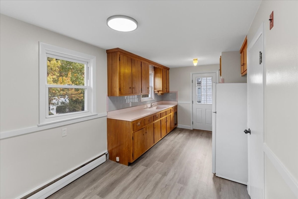 187 Vincent Road Dedham, MA 02026 - Photo 7 of 38 Gallery Image 7
