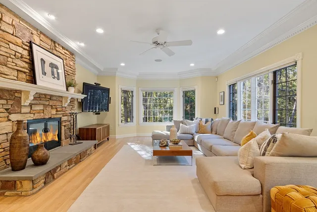 $2,475,000 | 9 Garland Road, Lincoln, MA 01773