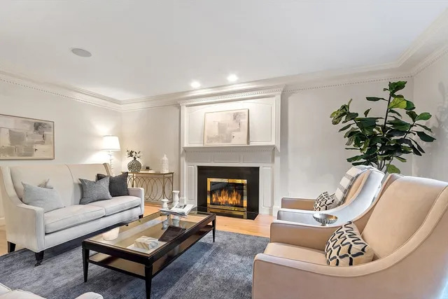 $2,475,000 | 9 Garland Road, Lincoln, MA 01773