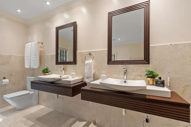 $2,475,000 | 9 Garland Road, Lincoln, MA 01773