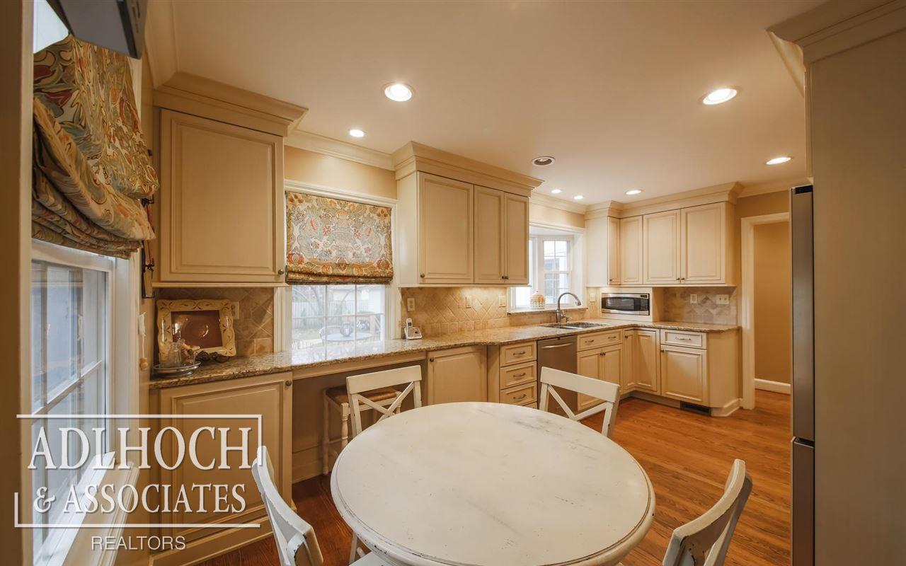 1261 Harvard Road Grosse Pointe Park, MI 48230 - Photo 5 of 22