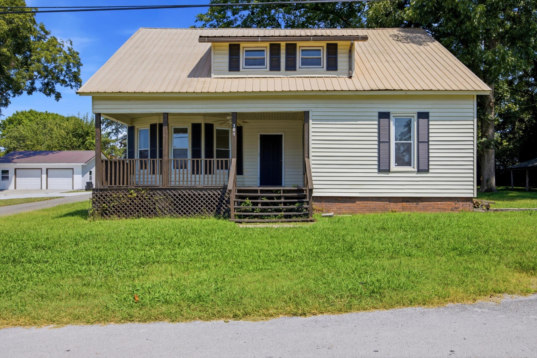 301 Bennett Street Decherd, TN 37324 - Photo 2 of 33 Gallery Image 2