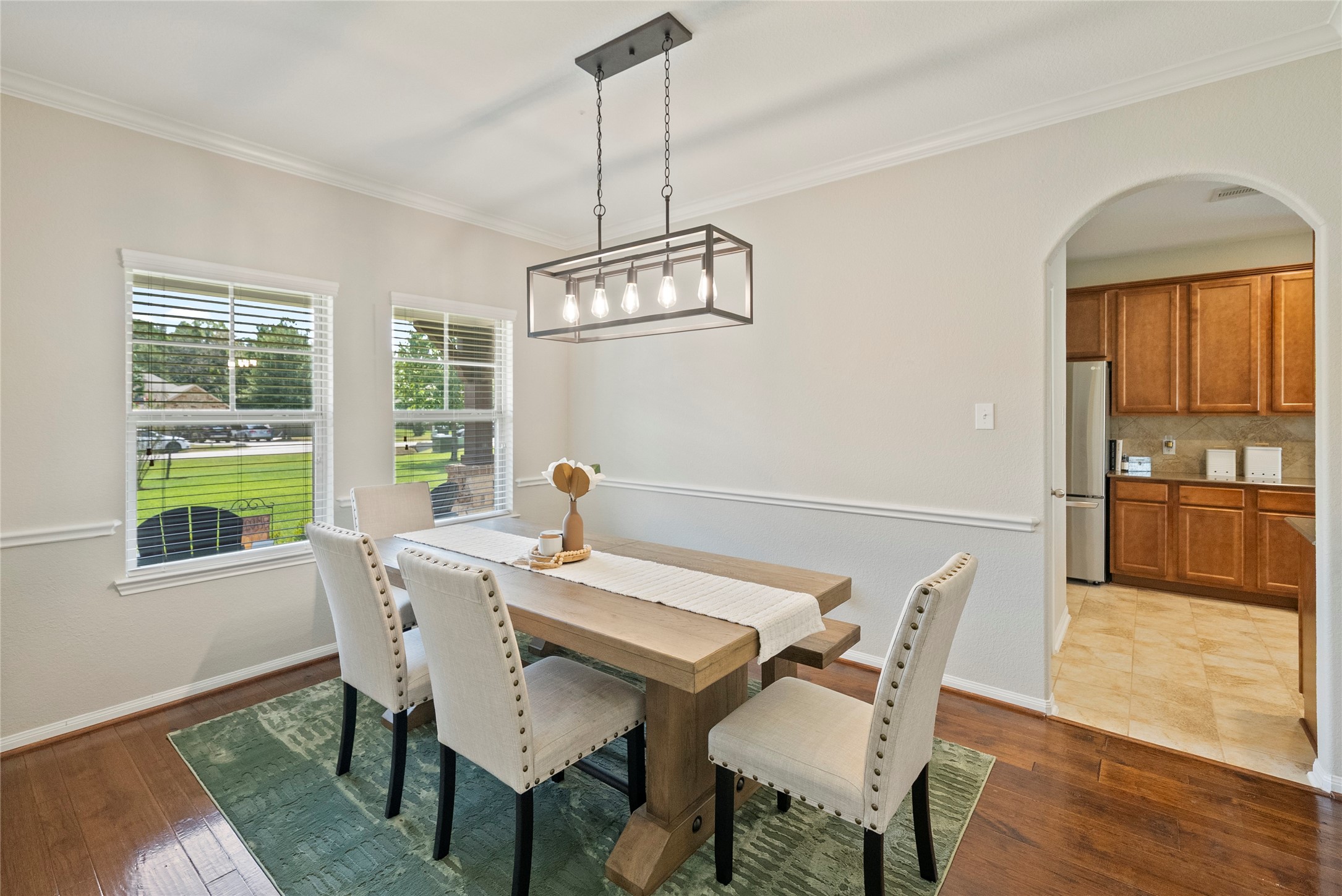 9160 Wapiti Trail Conroe, TX 77303 - Photo 10 of 48 Bright dining room with windows over looking the front the front yard.